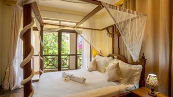 2 bedrooms, iron/ironing board, Internet, bed sheets