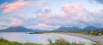 Cottage 315 - Clifden - sleeps 4 guests in 2 bedrooms