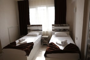 Iron/ironing board, free WiFi, bed sheets