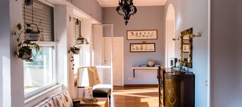 HERMOSA VILLA ANTIGUA CON PARQUE Y VISTA FABULOSA CERCA DE ROMA