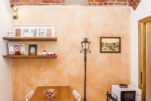 In-room dining - La Mole (Turin)