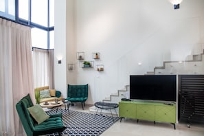 디자인 펜트하우스 | 거실 공간 | 평면 TV