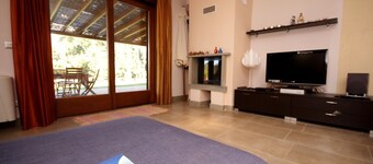 SOMMER TILBUD 2019 Elegant to-familie villa i det grønne i Punta Ala