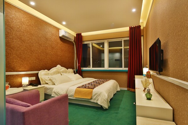 Deluxe Room | Premium bedding, down duvets, Tempur-Pedic beds, individually furnished - Liyuan Business Hotel (Qingdao)