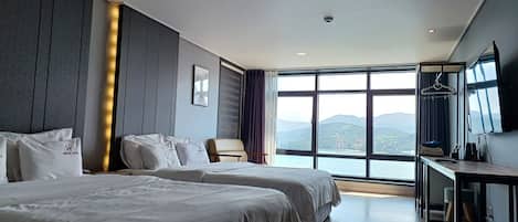 Premium Deluxe Ocean View (Two Double)