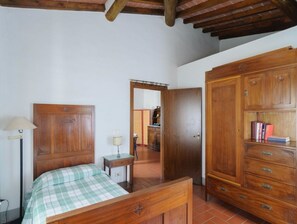 2 bedrooms, Internet, bed sheets - Villa Albergotti - Small House (arezzo)