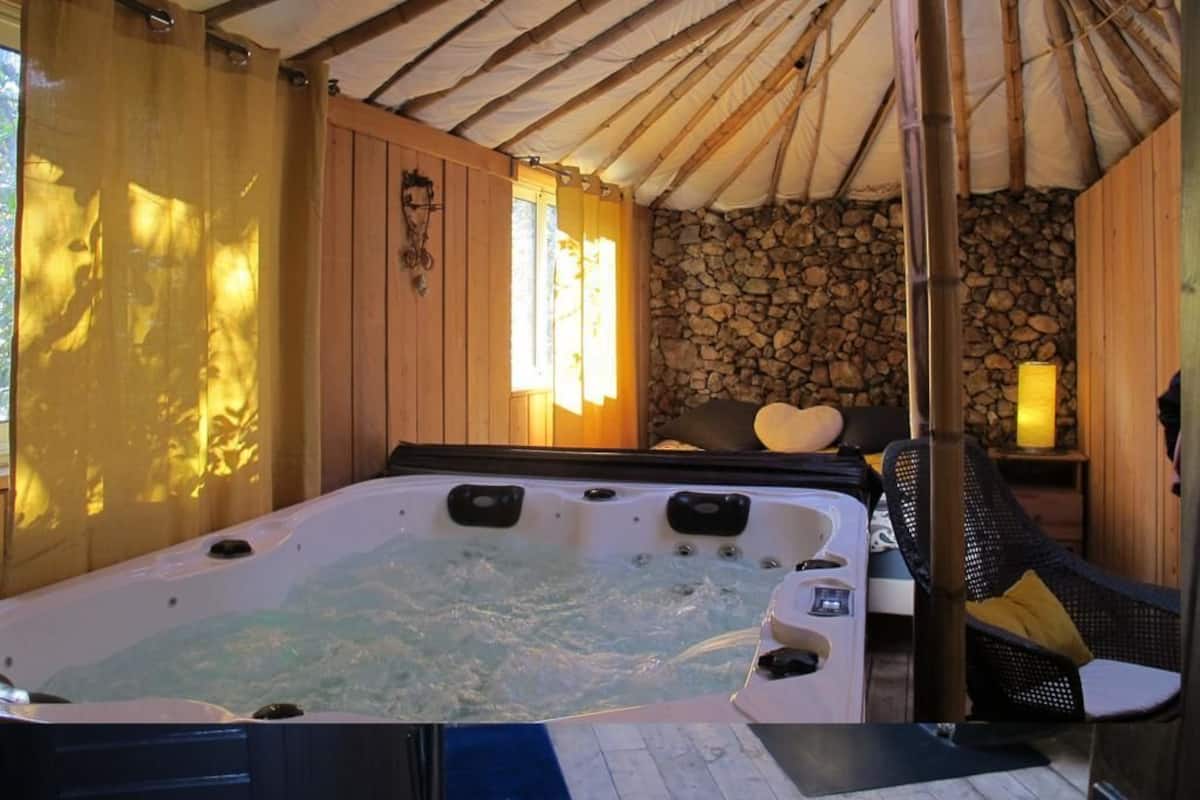 Deluxe Room, Hot Tub (Les 5 éléments) | Tab spa persendirian