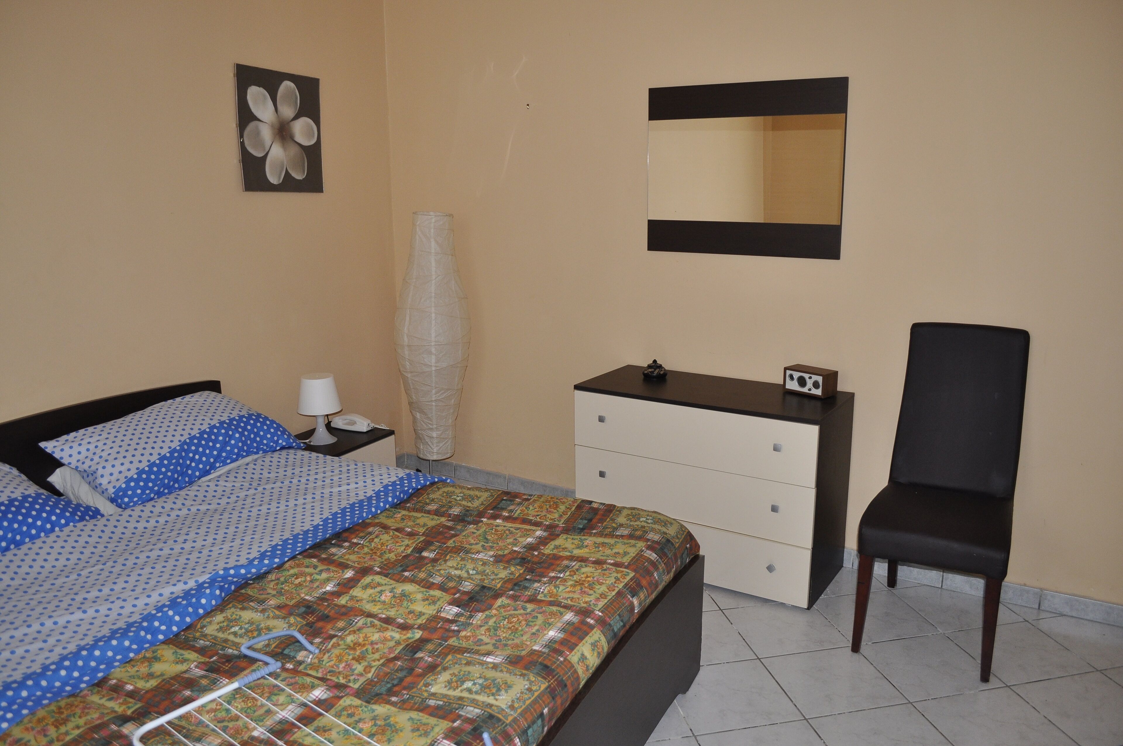 2 Schlafzimmer, Zimmersafe, Bügeleisen/Bügelbrett, Reisekinderbett