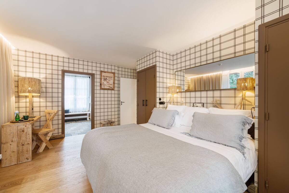 chalet | 1 bedroom, free minibar, blackout curtains, soundproofing