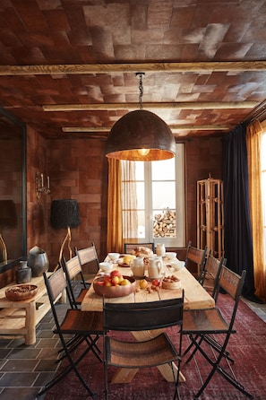 Chalet | Dining room - Grand Hotel Soleil d'Or (Megeve)