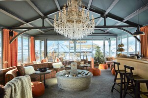 Bar (en el alojamiento)