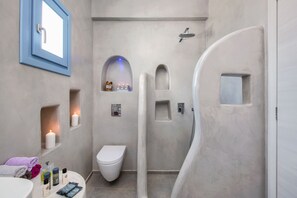 Luxury Villa, 2 Bedrooms (U) | Bathroom | Shower, designer toiletries, hair dryer, bathrobes - La Boheme Villas (Santorini)