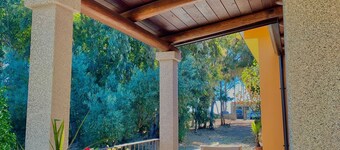 Komfortabelt hus vendt mot sjøen