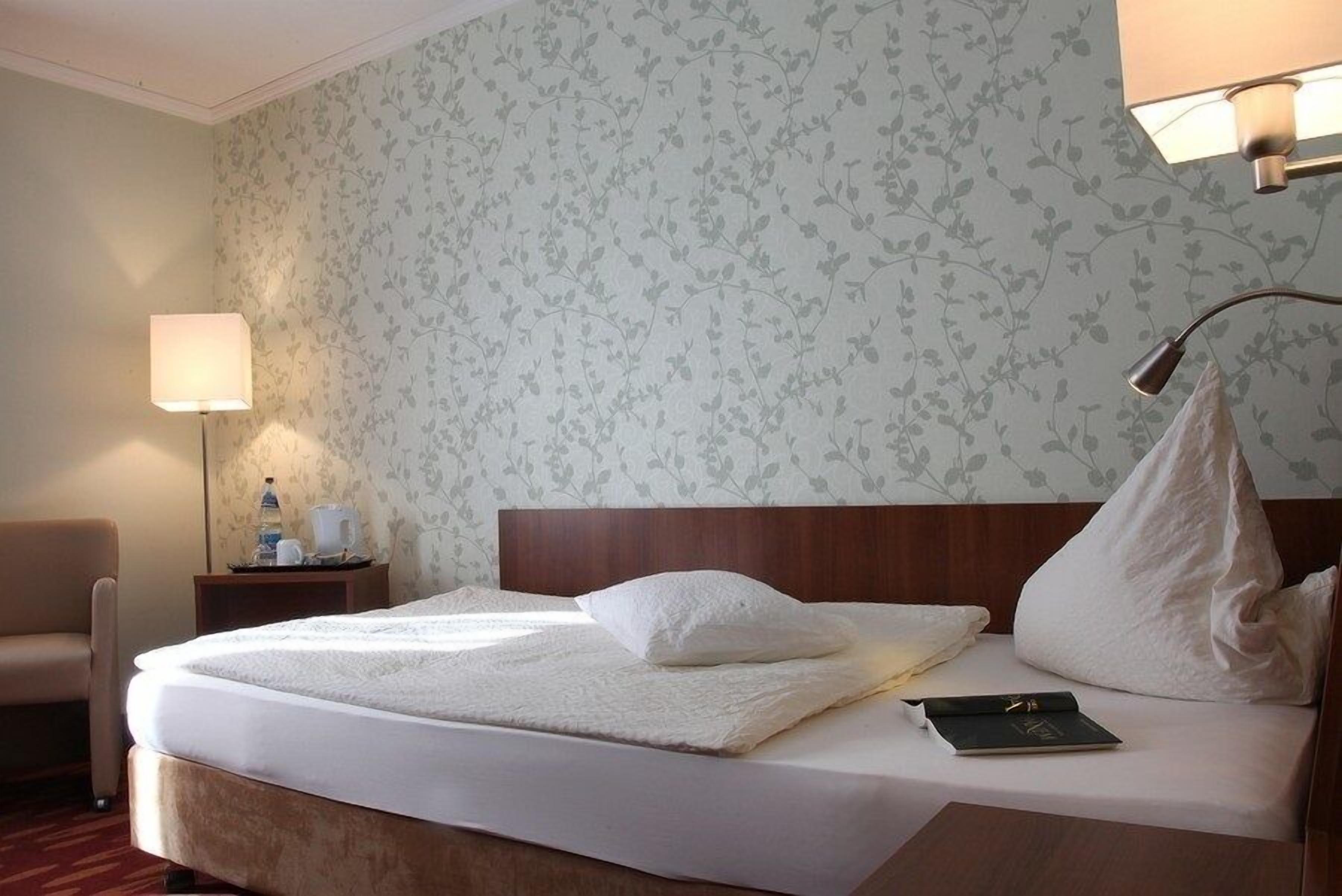 Comfort Single Room, Non Smoking | Desk, laptop workspace, blackout drapes, free WiFi