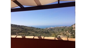 Property grounds - Two-room apartment 32 m2 with veranda facing the sea (Sciacca)