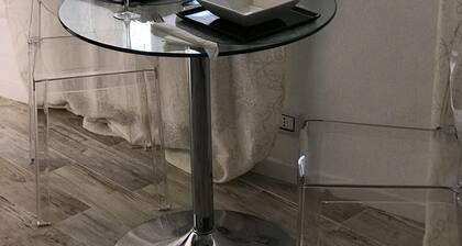 Artdeco Luxus Suite Pescarenico 2