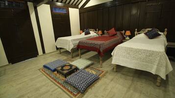 Vidhya Room | Egyptian cotton sheets, premium bedding, in-room safe