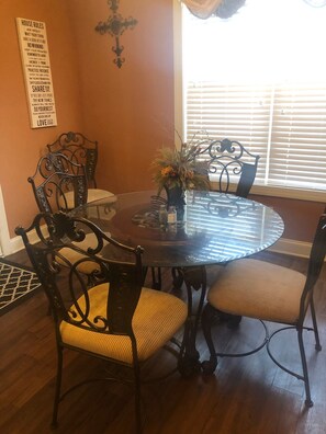 Dining - Masters home rental -  (Evans)
