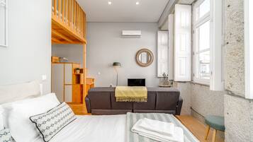 Individually decorated, individually furnished, laptop workspace