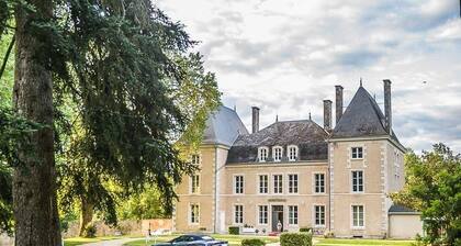 Chateau Loire för bröllop, bröllops slott i Frankrike, slott uthyrning för fester, stort slott med pool för uthyrning