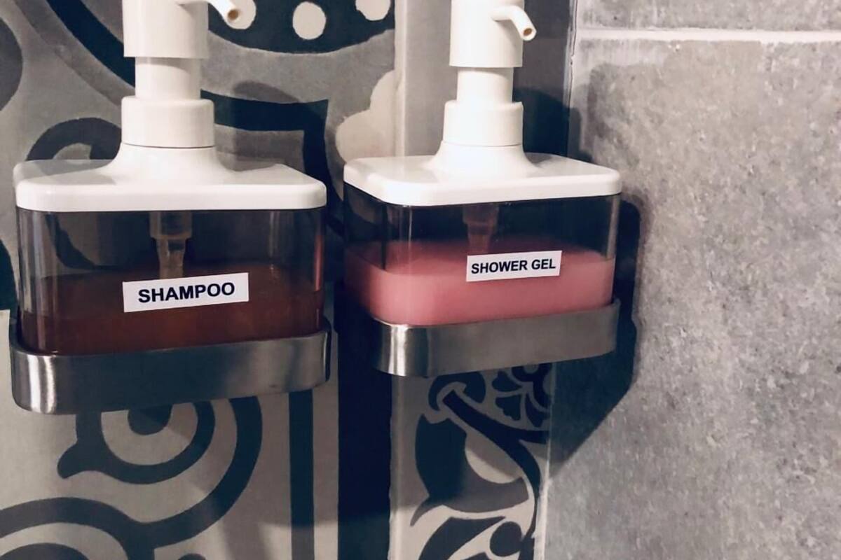 studio (102) | bathroom amenities | shower, free toiletries, hair dryer, towels