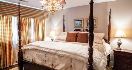 Guest House Of Kentucky (King - 2nd Floor)