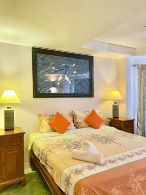 Deluxe Room | Premium bedding, minibar, individually decorated, individually furnished - BE Rendez Vous Hotel (Patong)
