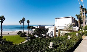 On the beach, sun-loungers, beach towels - BEACHFRONT CONDO at Oceanside, CA. You are less than 50 feet from the sand! (Oceanside)