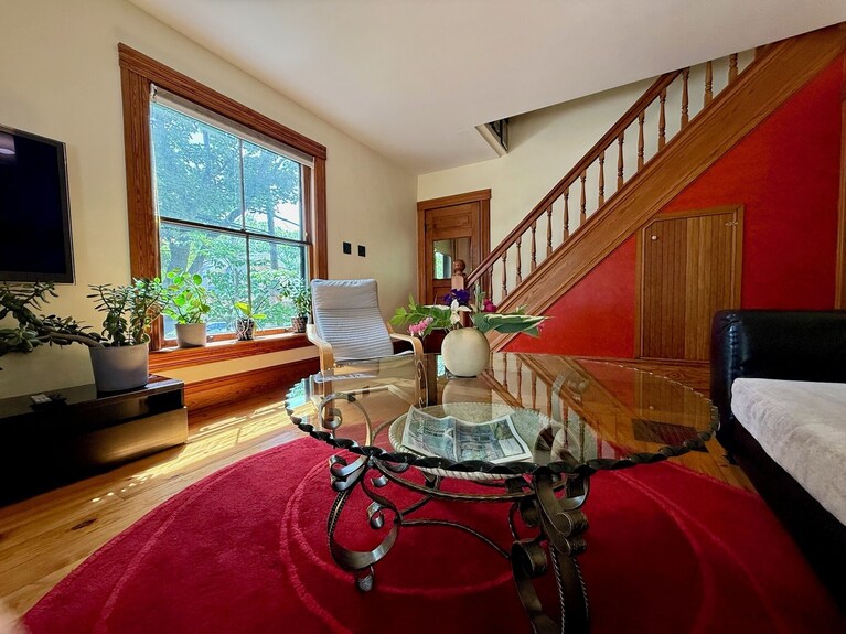 Water Hill Gem - Walk To Downtown - Backyard Oasis - Ann Arbor, MI