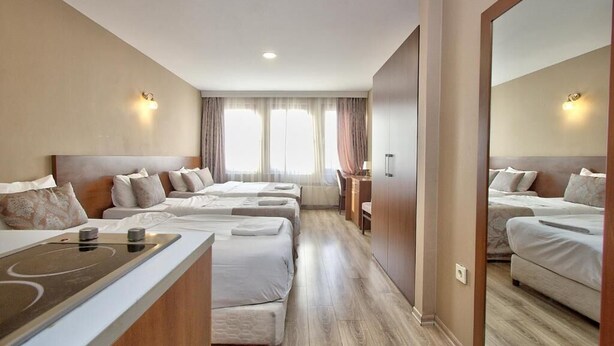 Room - Wide Suites Taksim (Istanbul)