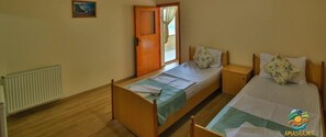 Minibar, free WiFi