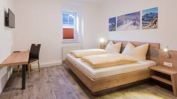 Căn hộ Superior, 2 phòng ngủ (Grossvenediger) | 1 phòng ngủ, bộ trải giường bằng vải cotton Ai Cập