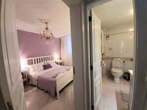 Combinazione doccia/vasca, asciugacapelli, bidet, asciugamani