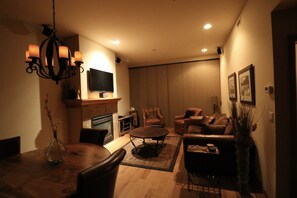 TV connectée, cheminée