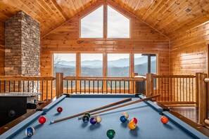 Games room -   Private Heated Indoor Pool/Theater/2 Game Rms/Views/Close to Everything! (Pigeon Forge)