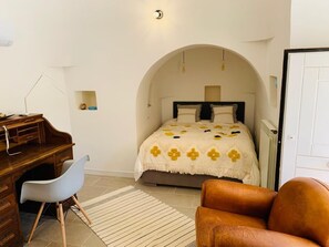 4 Schlafzimmer, Zimmersafe, Bügeleisen/Bügelbrett, Reisekinderbett