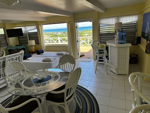 Private Tropical Villa with breathtaking views! 