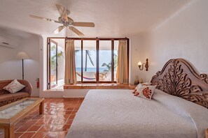 3 chambres, coffres-forts dans les chambres, bureau