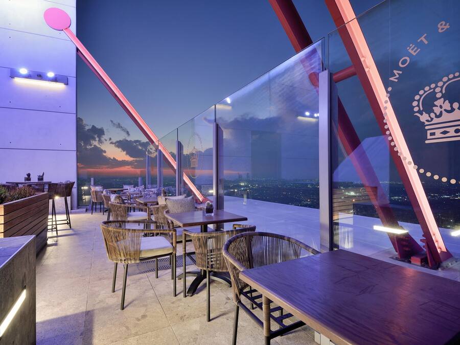 Lunch and dinner served, pool views