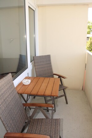 Outdoor dining - Holiday apartment K110 for 2-4 people near the beach (Schönberg OT Holm)