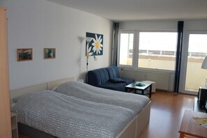 Free WiFi - Holiday apartment K110 for 2-4 people near the beach (Schönberg OT Holm)