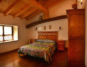 4 Schlafzimmer, kostenloses WLAN, Bettwäsche