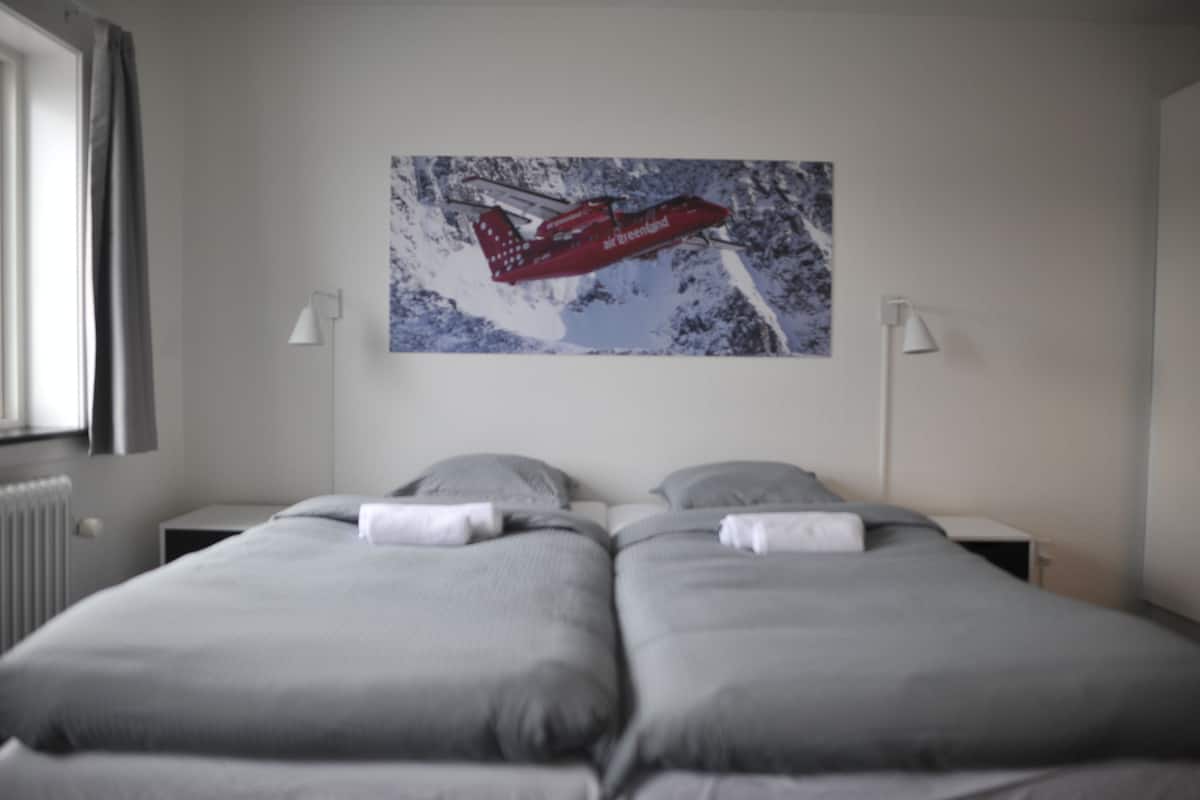 Schallisolierte Zimmer, kostenloses WLAN, Bettwäsche