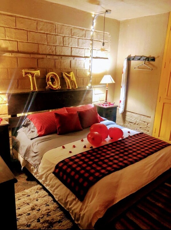 Premium bedding, down duvets, pillow-top beds, minibar - Mi Casa Es Tu Casa Inn (Chiquinquirá)