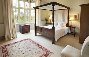 7 bedrooms, iron/ironing board, travel crib, free WiFi - A beautiful house in North Tuddenham, Norfolk sleeping 14 guests in 7 bedrooms. (North Tuddenham,)