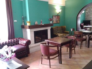 Free daily buffet breakfast  - Casale Maginulfo (Roccamandolfi)