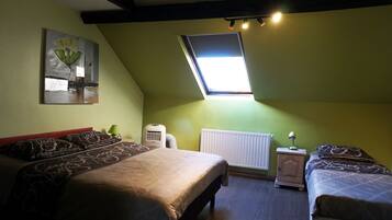 Family Duplex | 1 bedroom, desk, blackout curtains, soundproofing