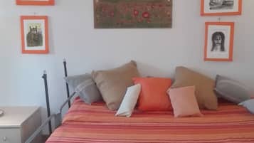 1 bedroom, iron/ironing board, bed sheets