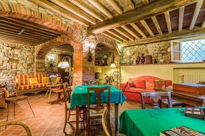 Dining - holiday vacation large luxury villa rental italy, tuscany, near lucca, pool, view, wi-fi, air conditioning, chef service (Capannori)