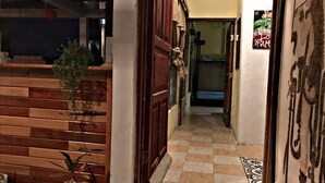 Interior - La Terraza Hostel (Flores)